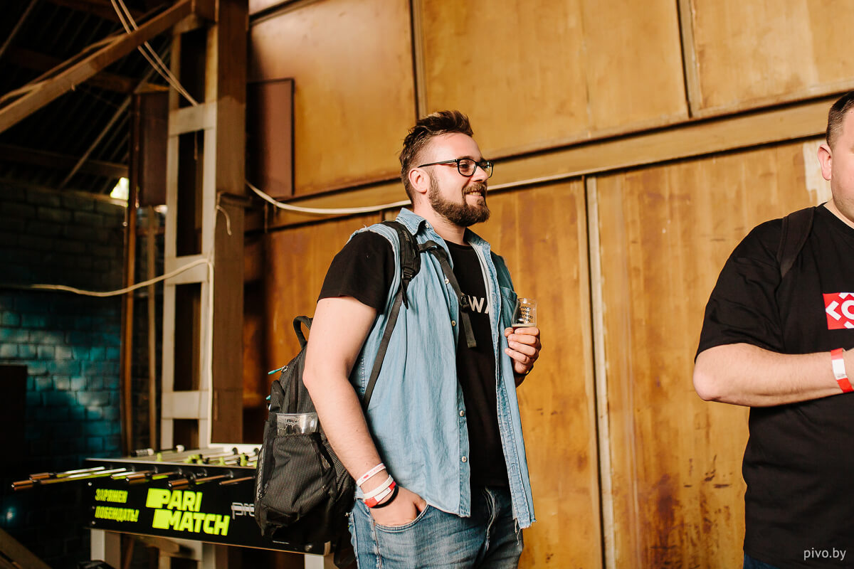 9mhbf105.jpg
