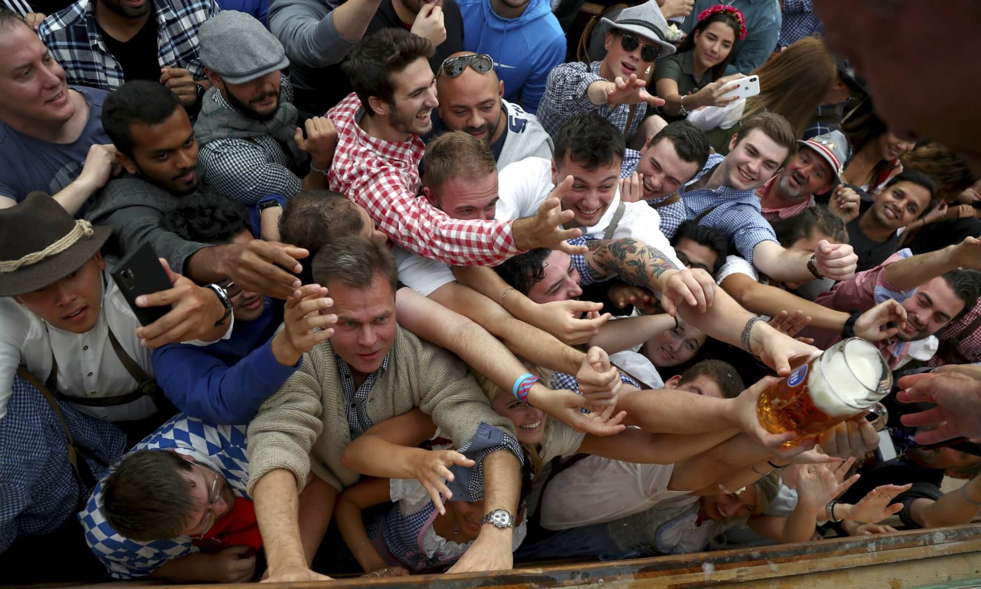 oktoberfest-2019-7-2000x1202.jpg