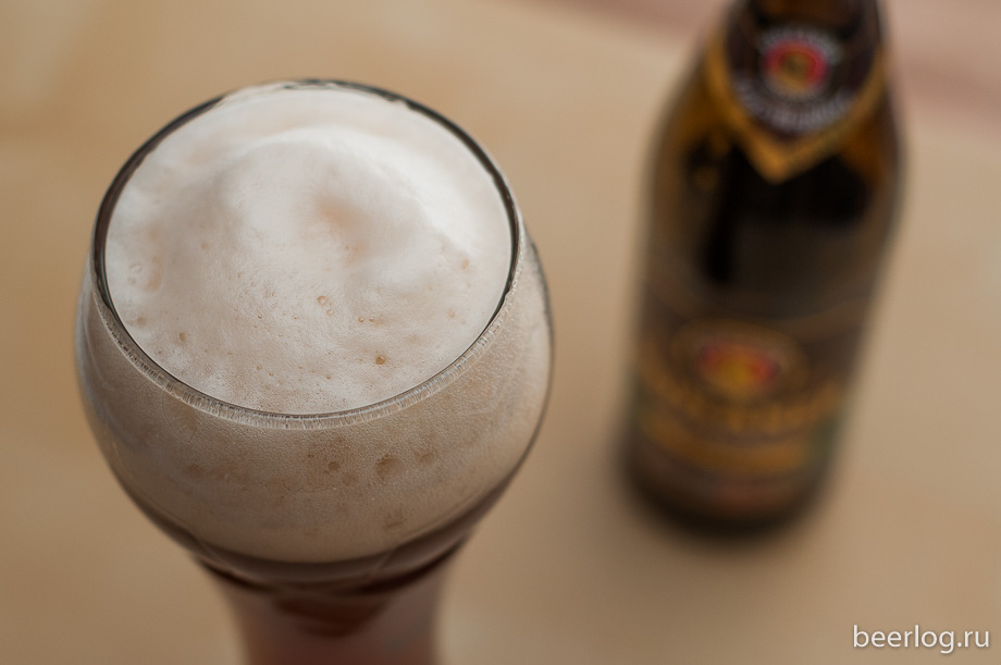 paulaner_hefe_weissbier_dunkel_3.jpg