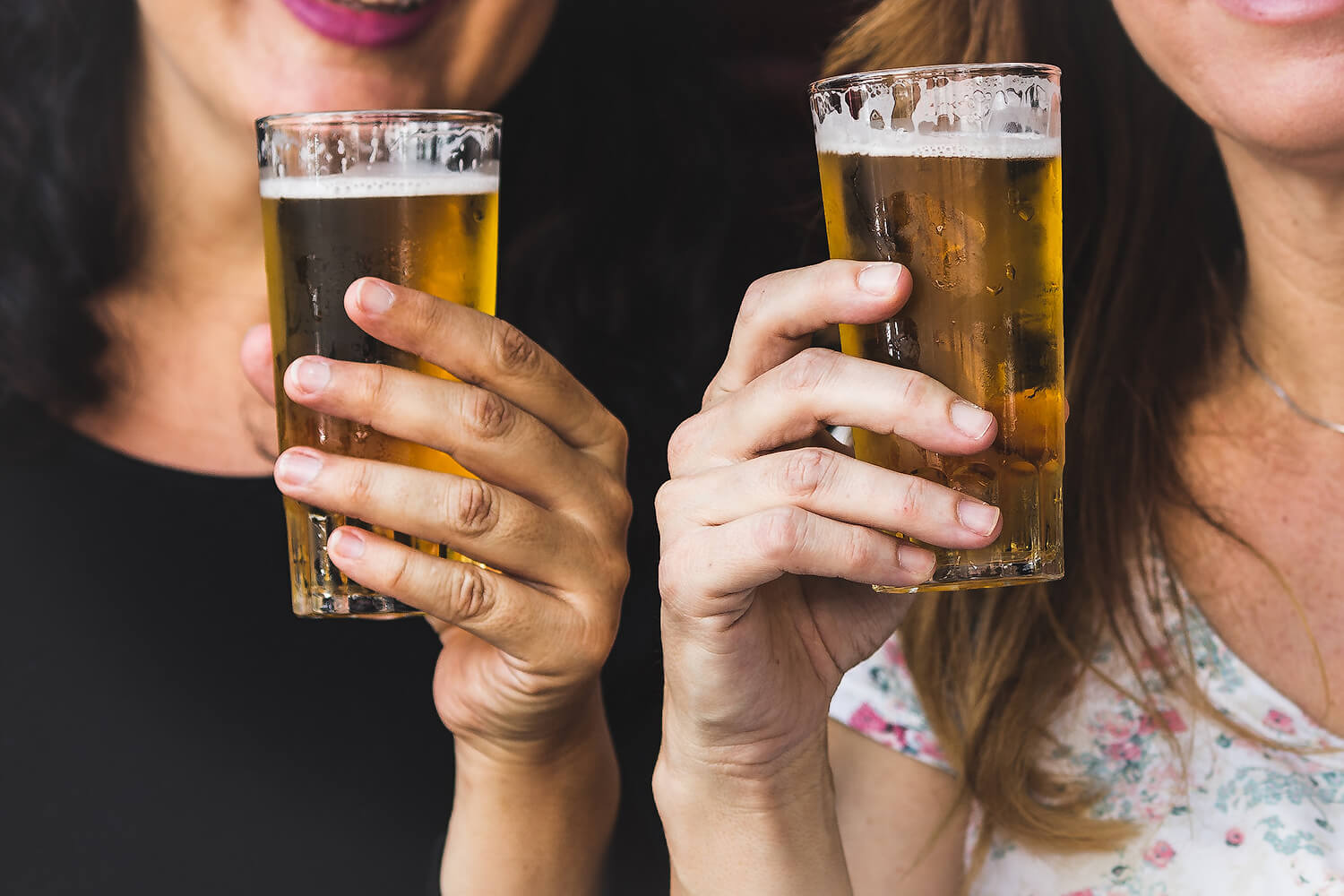 beer-girls.jpg
