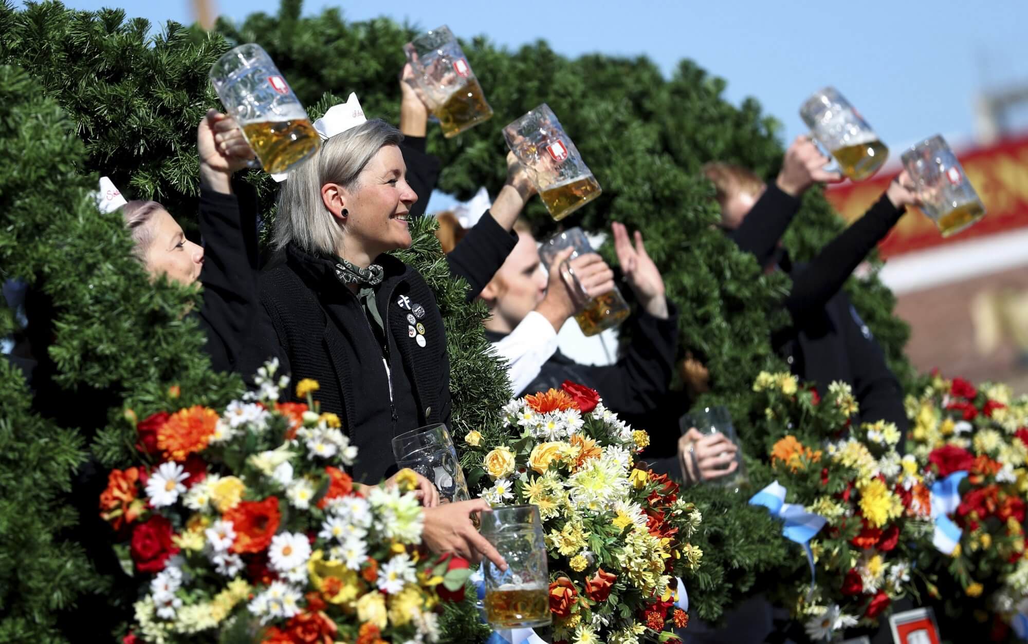 oktoberfest-2019-20-2000x1254.jpg