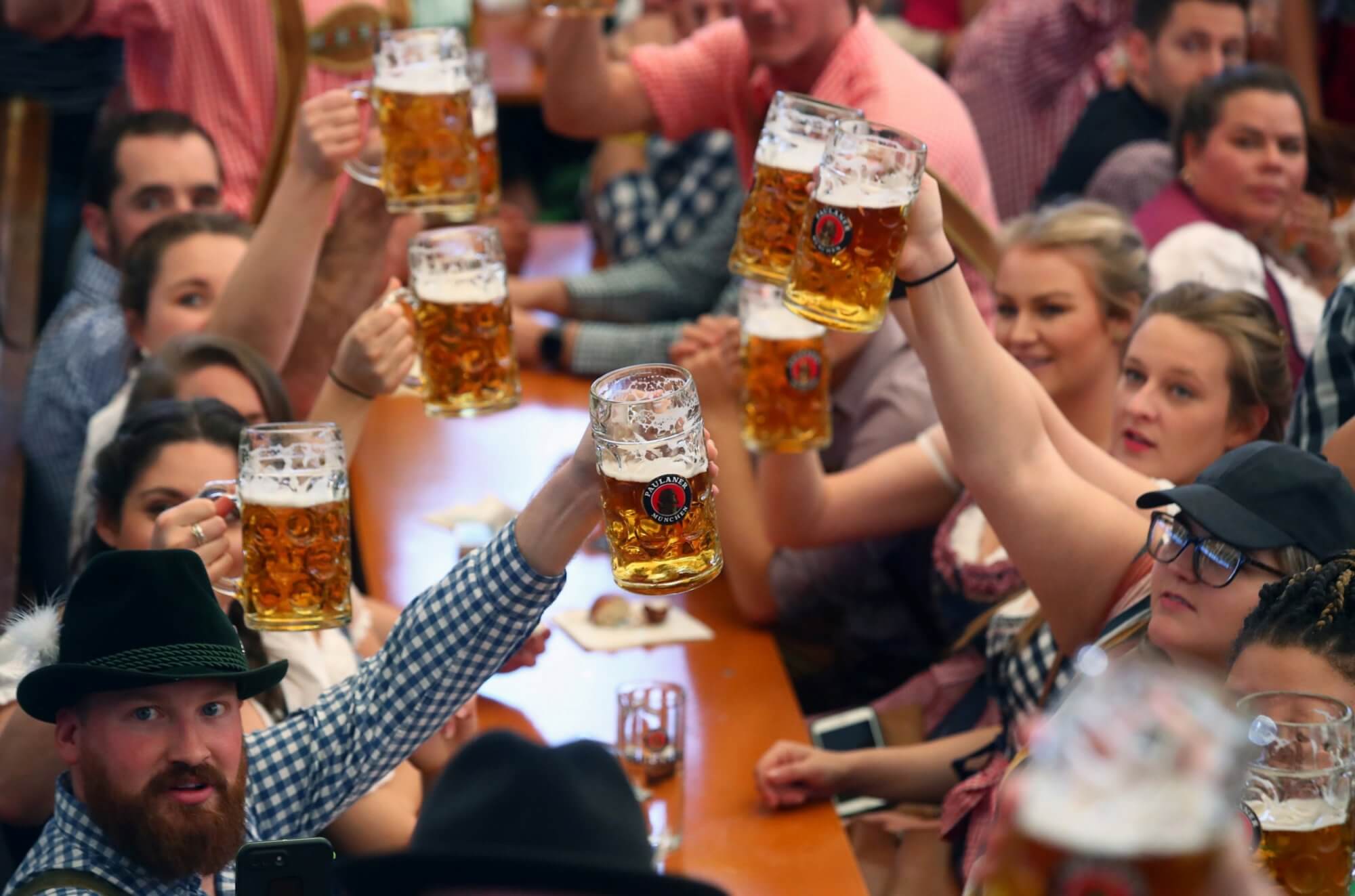 oktoberfest-2019-12-2000x1323.jpg