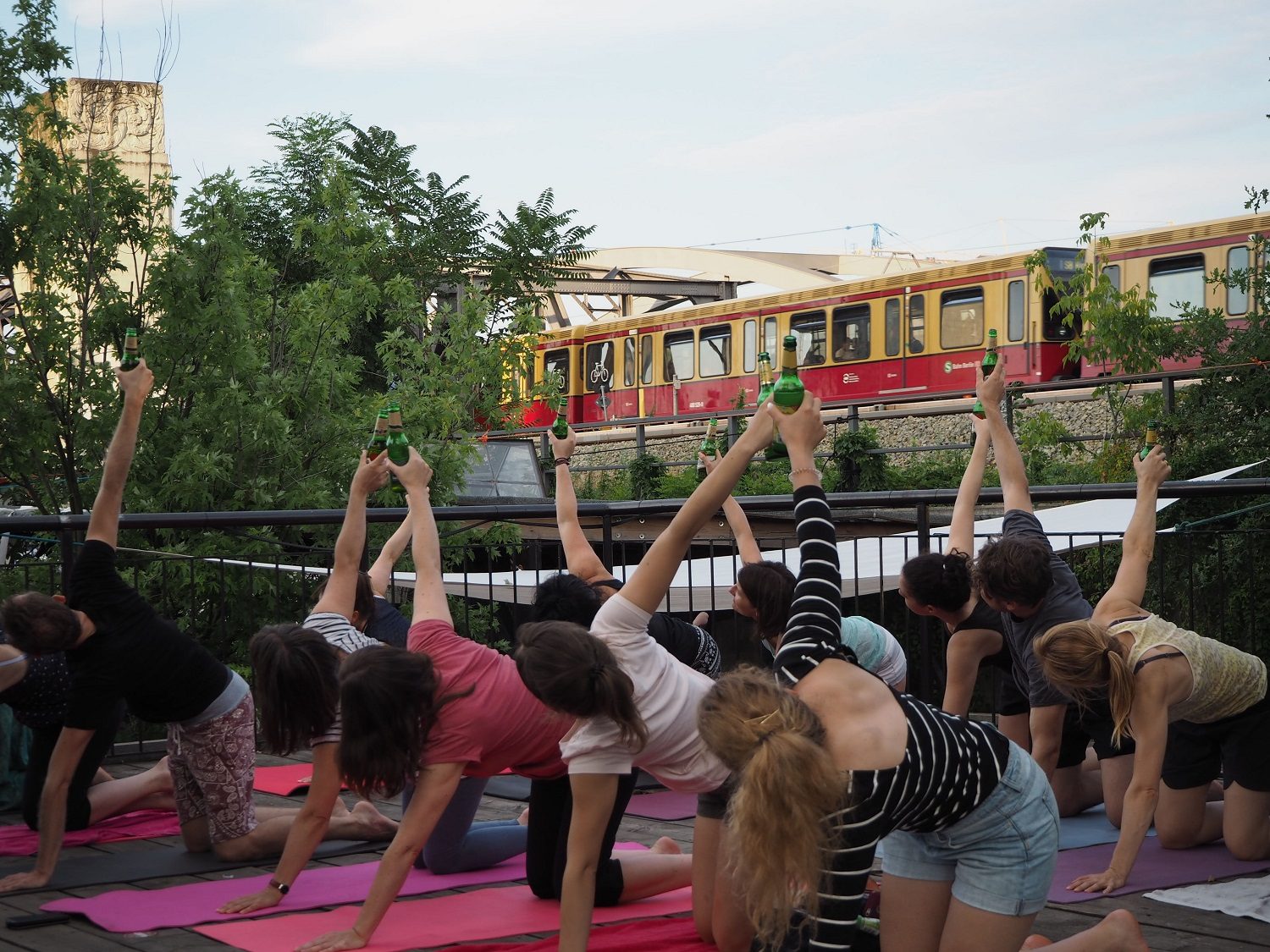 beer-yoga-1500x1125.jpg