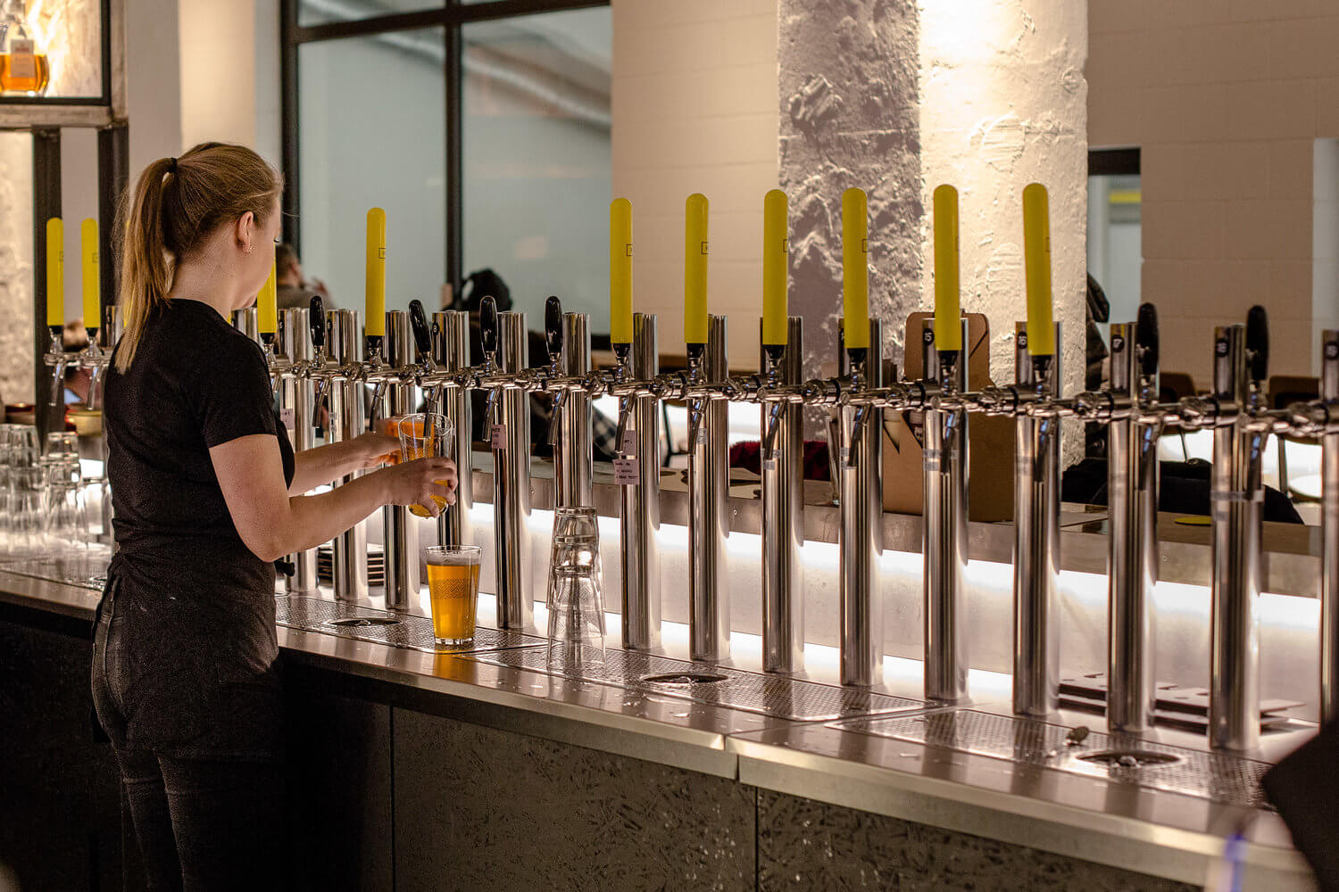 pohjala-taproom5.jpg