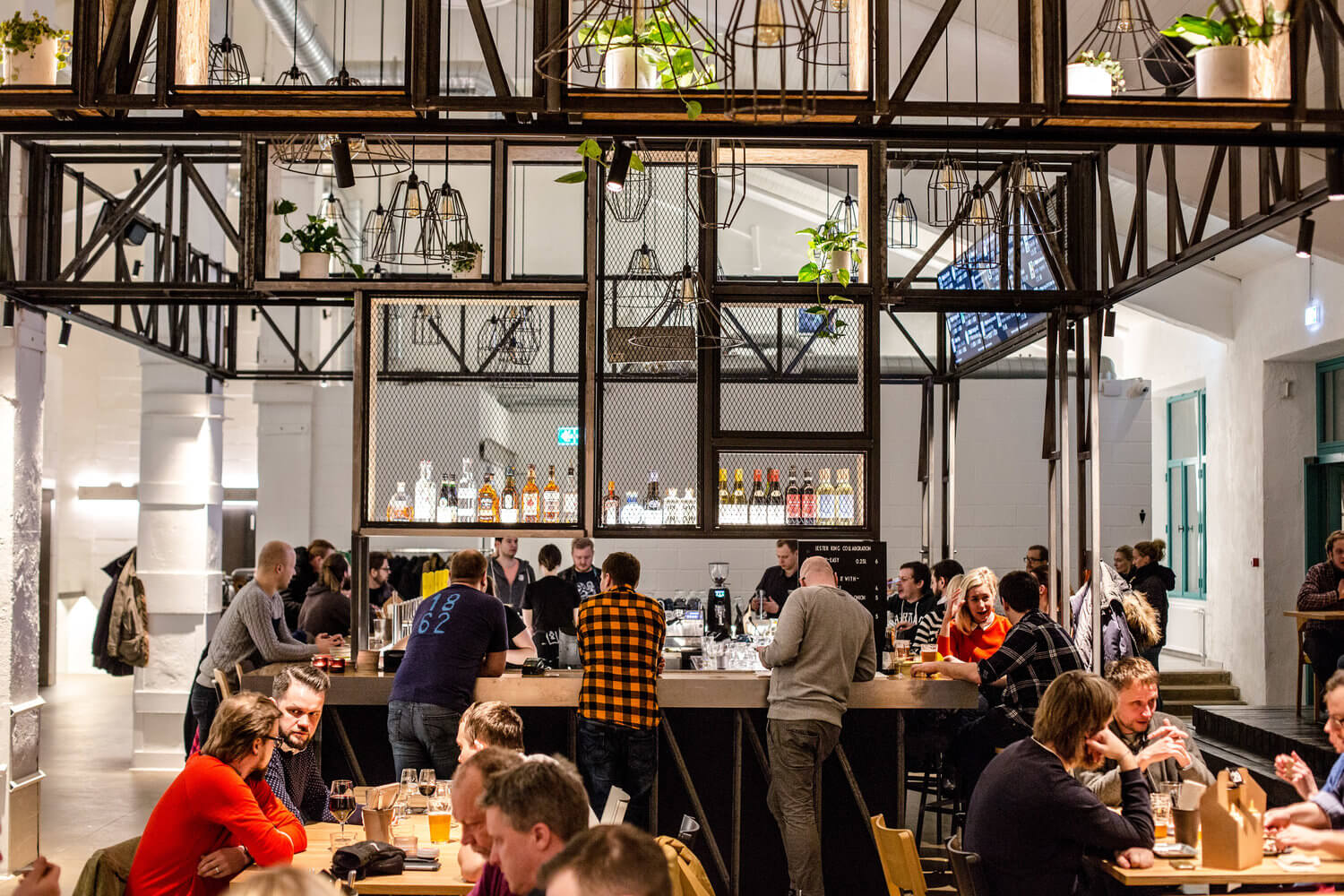 pohjala-taproom4.jpg
